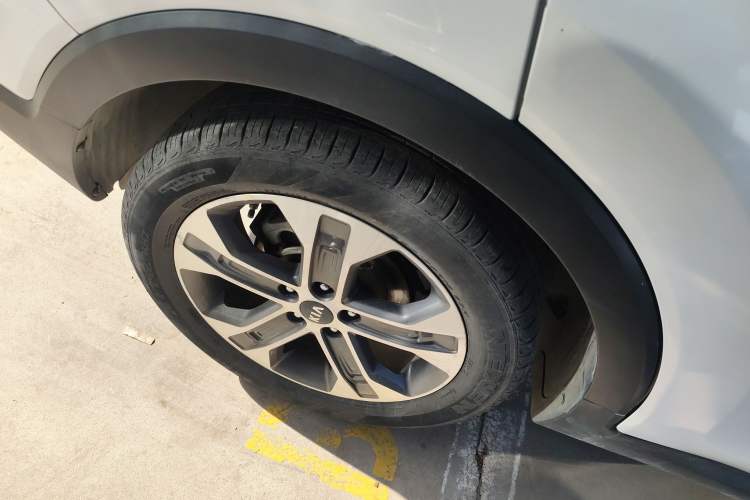 Used Kia Sportage R 2018 2.0L Automatic Smart Luxury Version China V Standard Right Rear Wheel Hub