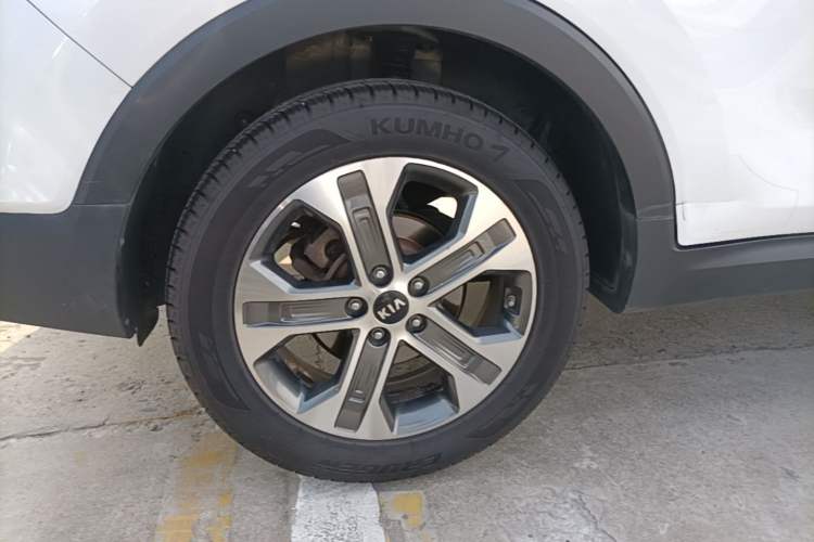 Used Kia Sportage R 2018 2.0L Automatic Smart Luxury Version China V Standard Right Rear Wheel Hub