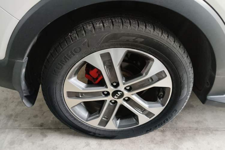 Used Kia Sportage R 2018 2.0L Automatic Smart Luxury Version China V Standard Right Rear Wheel Hub