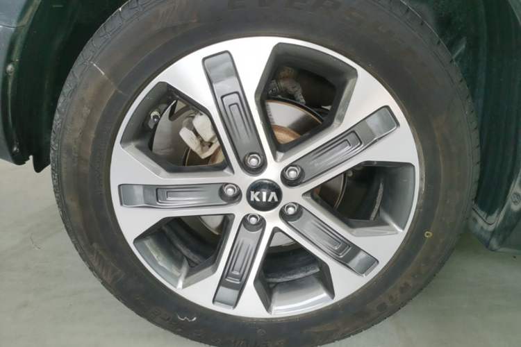 Used Kia Sportage R 2018 2.0L Automatic Smart Luxury Version China V Standard Right Rear Wheel Hub