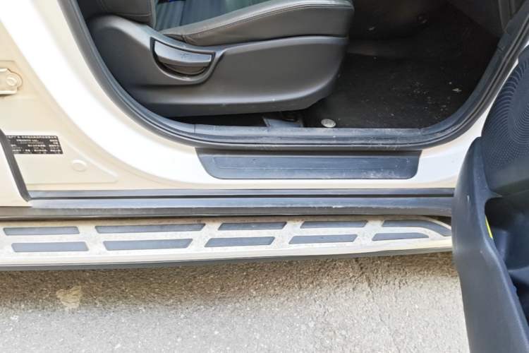 Used Kia Sportage R 2018 2.0L Automatic Smart Luxury Version China V Standard Right Side Sill