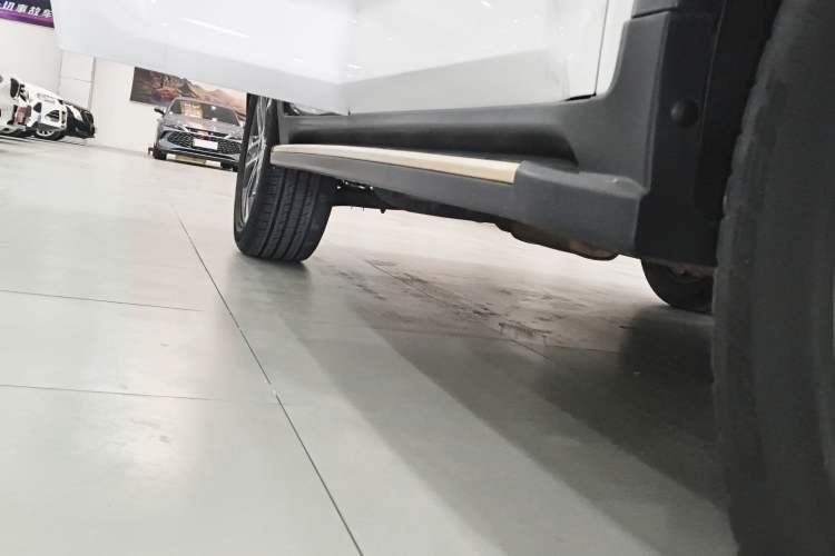 Used Kia Sportage R 2018 2.0L Automatic Smart Luxury Version China V Standard Right Side Sill
