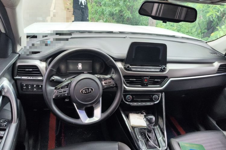 Used Kia Sportage R 2018 2.0L Automatic Smart Luxury Version China V Standard Steering Wheel
