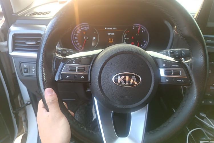 Used Kia Sportage R 2018 2.0L Automatic Smart Luxury Version China V Standard Steering Wheel