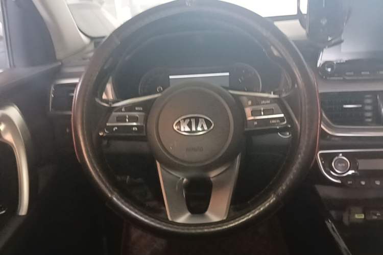 Used Kia Sportage R 2018 2.0L Automatic Smart Luxury Version China V Standard Steering Wheel