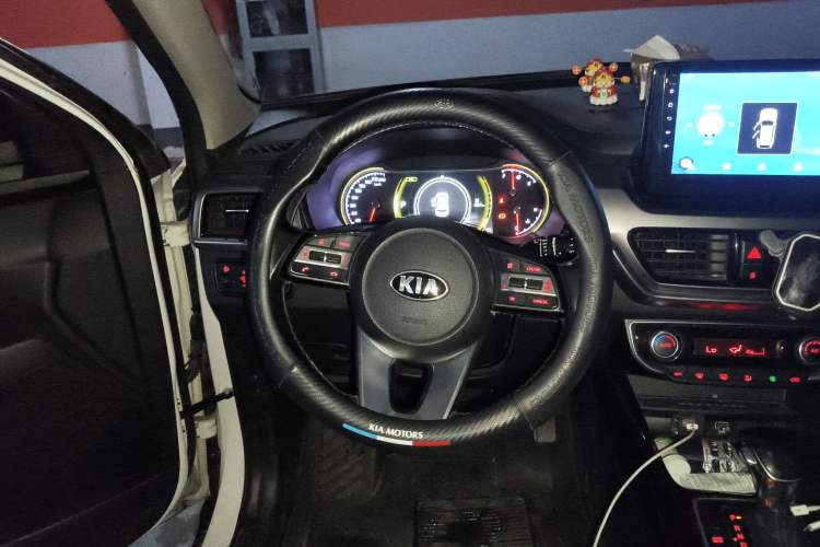 Used Kia Sportage R 2018 2.0L Automatic Smart Luxury Version China V Standard Steering Wheel