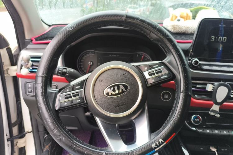 Used Kia Sportage R 2018 2.0L Automatic Smart Luxury Version China V Standard Steering Wheel
