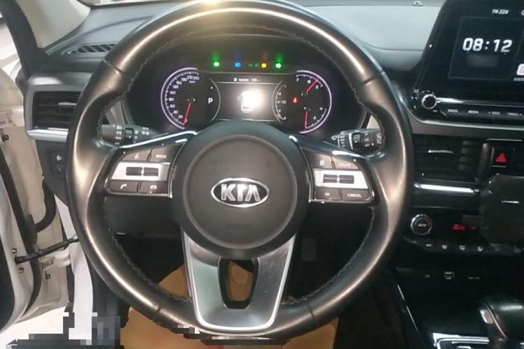 Used Kia Sportage R 2018 2.0L Automatic Smart Luxury Version China V Standard Steering Wheel