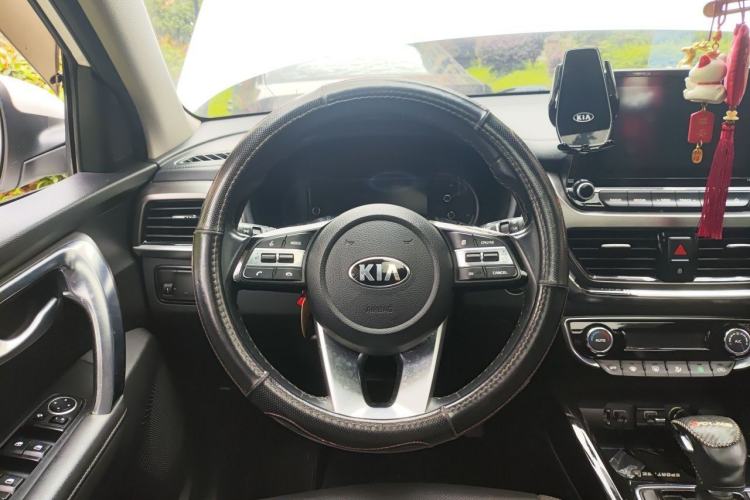Used Kia Sportage R 2018 2.0L Automatic Smart Luxury Version China V Standard Steering Wheel