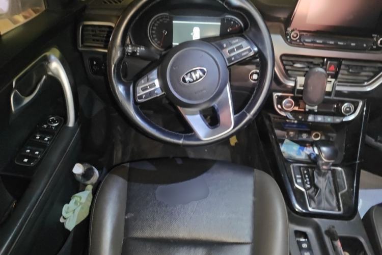 Used Kia Sportage R 2018 2.0L Automatic Smart Luxury Version China V Standard Steering Wheel
