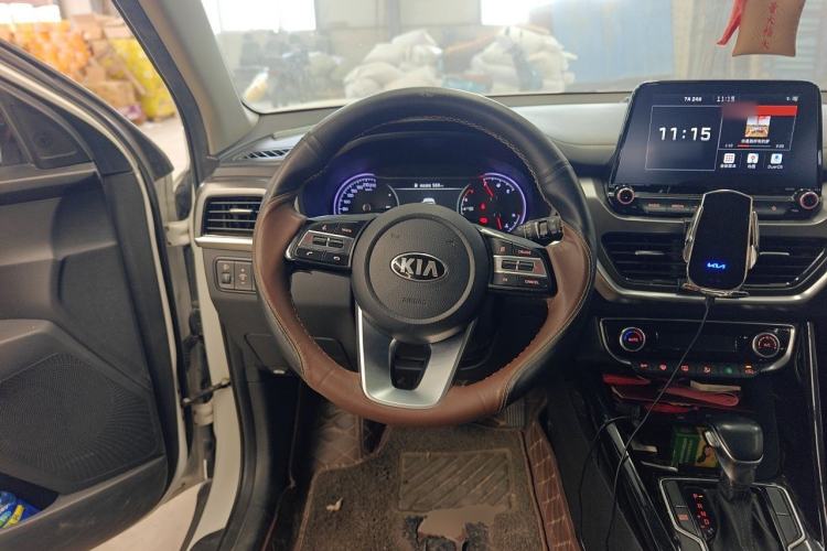 Used Kia Sportage R 2018 2.0L Automatic Smart Luxury Version China V Standard Steering Wheel