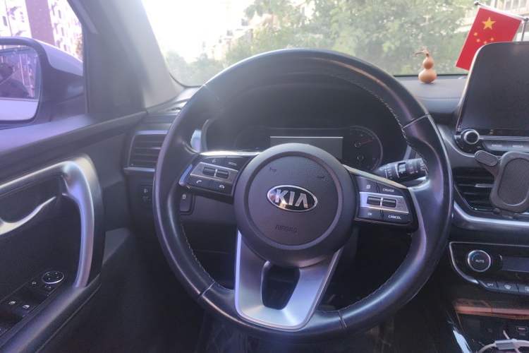 Used Kia Sportage R 2018 2.0L Automatic Smart Luxury Version China V Standard Steering Wheel
