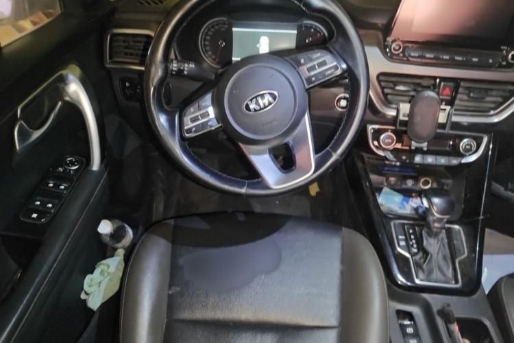 Used Kia Sportage R 2018 2.0L Automatic Smart Luxury Version China V Standard Steering Wheel