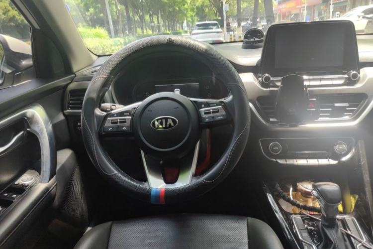 Used Kia Sportage R 2018 2.0L Automatic Smart Luxury Version China V Standard Steering Wheel