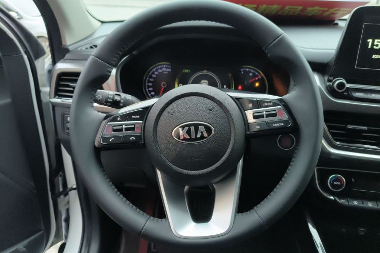 Used Kia Sportage R 2018 2.0L Automatic Smart Luxury Version China V Standard Steering Wheel
