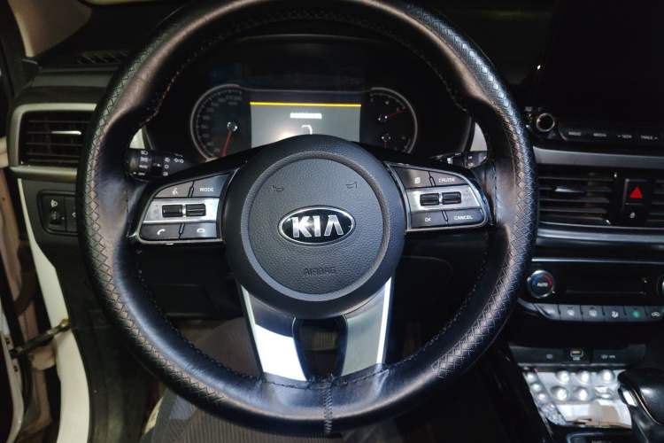 Used Kia Sportage R 2018 2.0L Automatic Smart Luxury Version China V Standard Steering Wheel