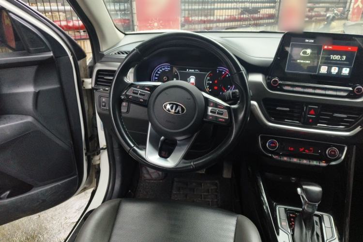 Used Kia Sportage R 2018 2.0L Automatic Smart Luxury Version China V Standard Steering Wheel