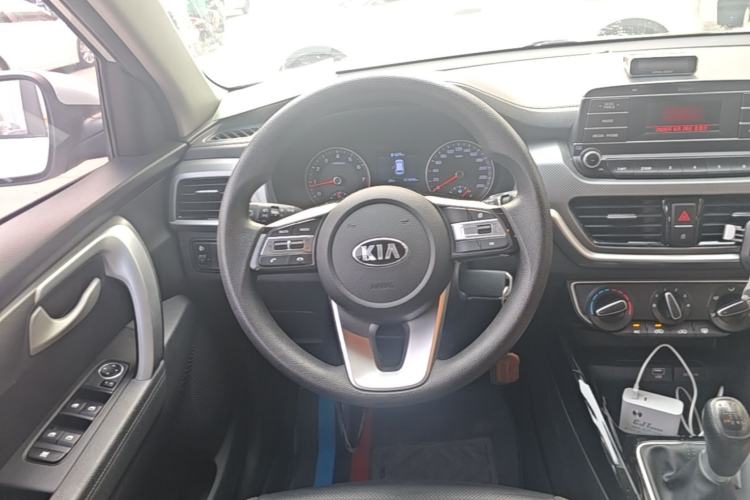 Used Kia Sportage R 2018 2.0L Manual Fashion Edition China V Standard Steering Wheel