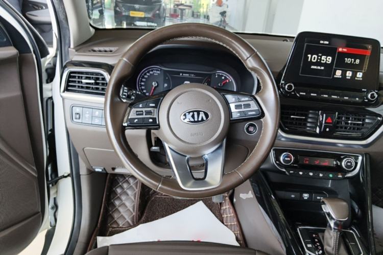 Used Kia Sportage R 2018 2.0L Automatic Smart Luxury Version China V Standard Steering Wheel