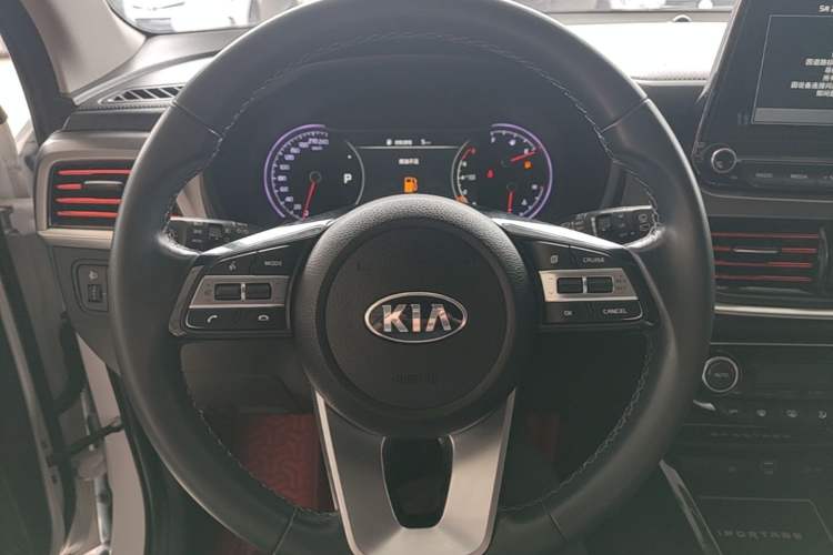 Used Kia Sportage R 2018 2.0L Automatic Smart Luxury Version China V Standard Steering Wheel