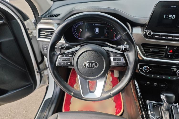 Used Kia Sportage R 2018 2.0L Automatic Smart Luxury Version China V Standard Steering Wheel