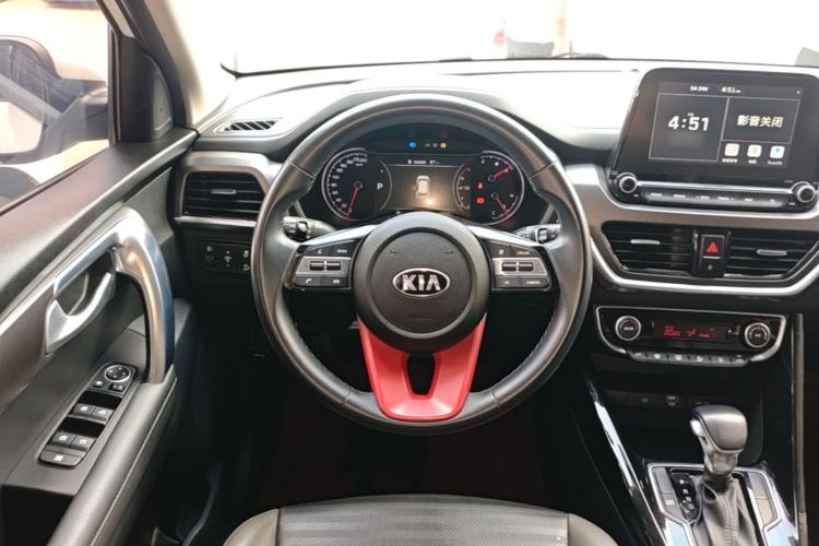 Used Kia Sportage R 2018 2.0L Automatic Smart Luxury Version China V Standard Steering Wheel