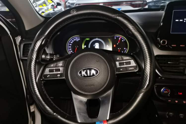 Used Kia Sportage R 2018 2.0L Automatic Smart Luxury Version China V Standard Steering Wheel