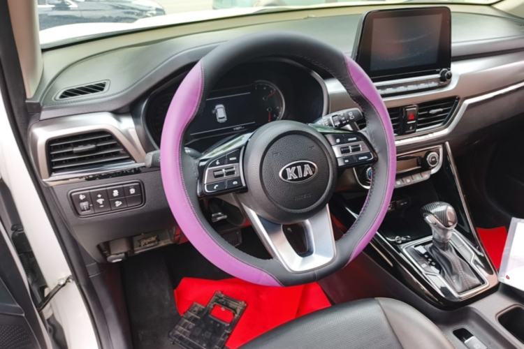 Used Kia Sportage R 2018 2.0L Automatic Smart Luxury Version China V Standard Steering Wheel