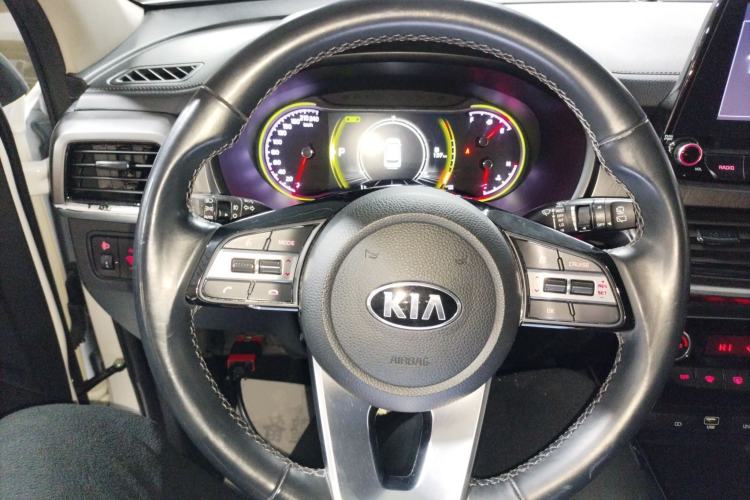 Used Kia Sportage R 2018 2.0L Automatic Smart Luxury Version China V Standard Steering Wheel