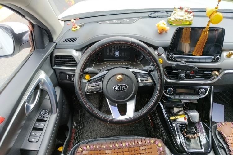 Used Kia Sportage R 2018 2.0L Automatic Smart Luxury Version China V Standard Steering Wheel