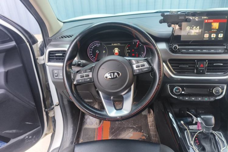 Used Kia Sportage R 2018 2.0L Automatic Smart Luxury Version China V Standard Steering Wheel