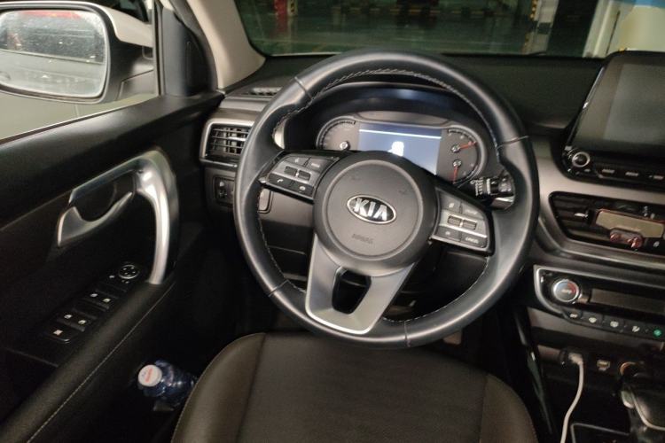 Used Kia Sportage R 2018 2.0L Automatic Smart Luxury Version China V Standard Steering Wheel
