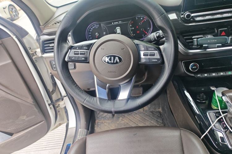 Used Kia Sportage R 2018 2.0L Automatic Smart Luxury Version China V Standard Steering Wheel