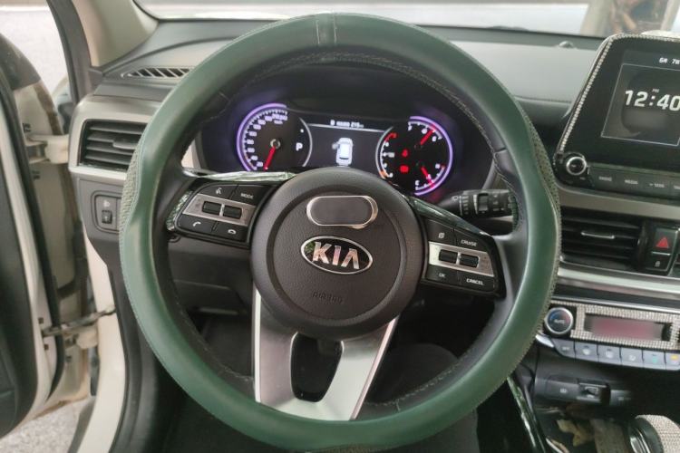 Used Kia Sportage R 2018 2.0L Automatic Smart Luxury Version China V Standard Steering Wheel