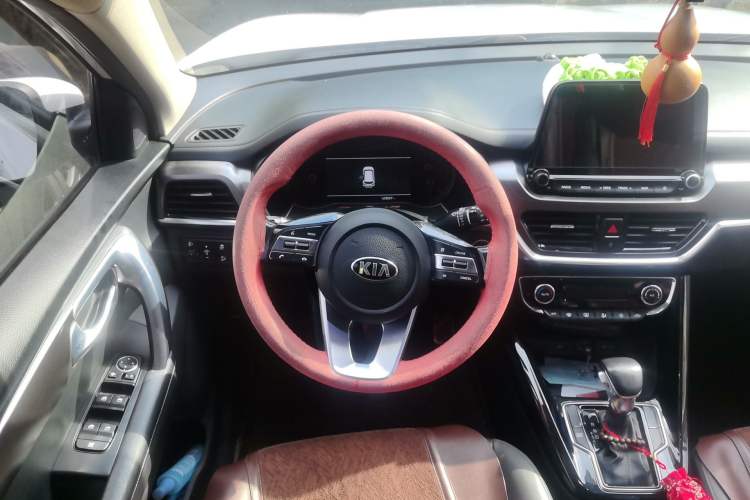 Used Kia Sportage R 2018 2.0L Automatic Smart Luxury Version China V Standard Steering Wheel