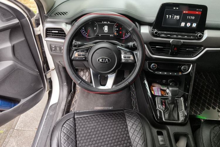 Used Kia Sportage R 2018 2.0L Automatic Smart Luxury Version China V Standard Steering Wheel