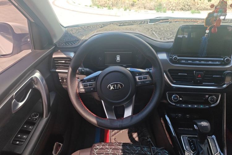 Used Kia Sportage R 2018 2.0L Automatic Smart Luxury Version China V Standard Steering Wheel