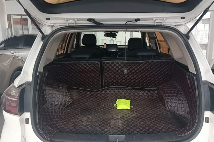 Used Kia Sportage R 2018 2.0L Automatic Smart Luxury Version China V Standard Trunk