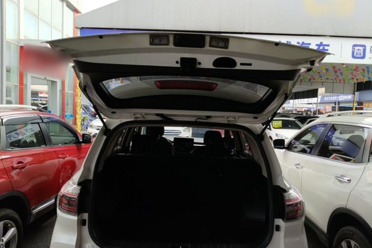 Used Kia Sportage R 2018 2.0L Automatic Smart Luxury Version China V Standard Trunk