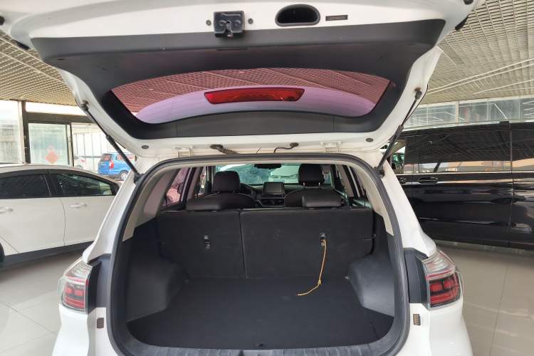 Used Kia Sportage R 2018 2.0L Automatic Smart Luxury Version China V Standard Trunk