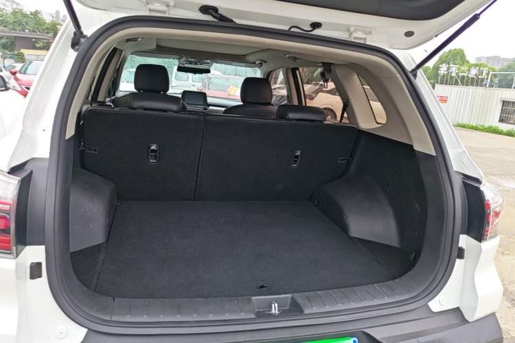 Used Kia Sportage R 2018 2.0L Automatic Smart Luxury Version China V Standard Trunk