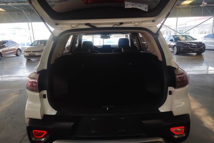 Used Kia Sportage R 2018 2.0L Automatic Smart Luxury Version China V Standard Trunk