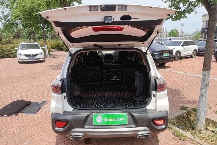 Used Kia Sportage R 2018 2.0L Automatic Smart Luxury Version China V Standard Trunk