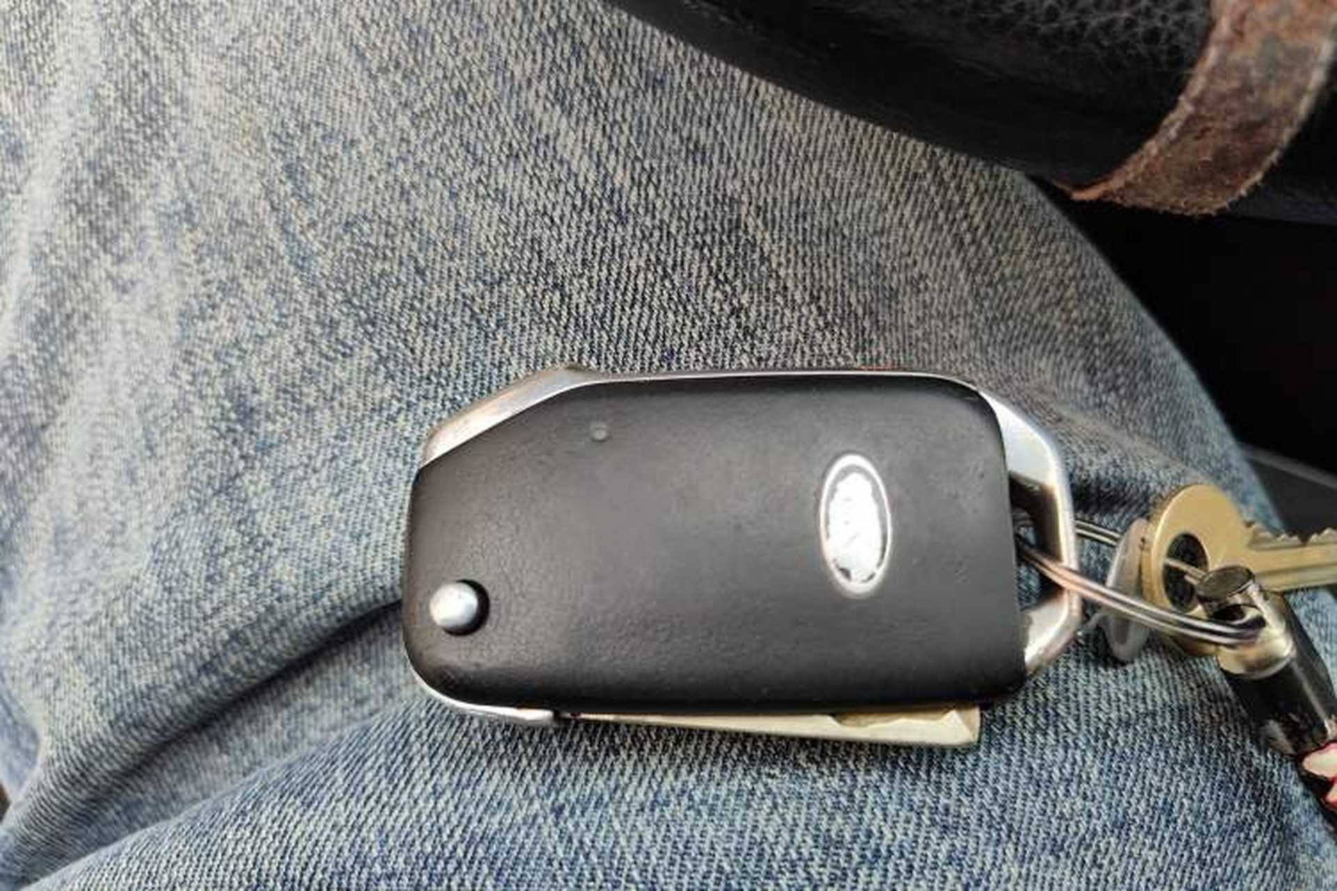 Used Kia Sportage R 2018 2.0L Manual Fashion Edition China V Standard Vehicle Key
