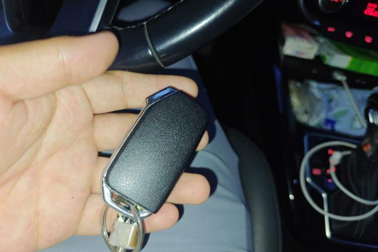 Used Kia Sportage R 2018 2.0L Automatic Smart Luxury Version China V Standard Vehicle Key