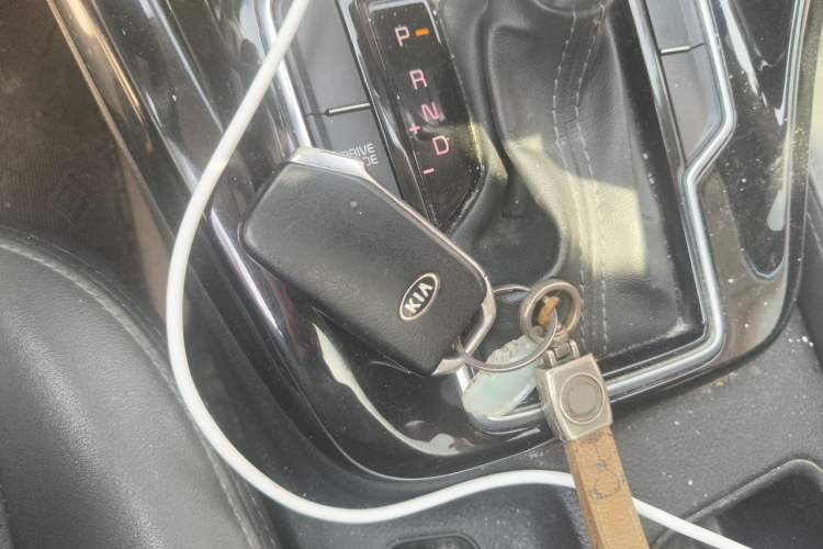Used Kia Sportage R 2018 2.0L Automatic Smart Luxury Version China V Standard Vehicle Key