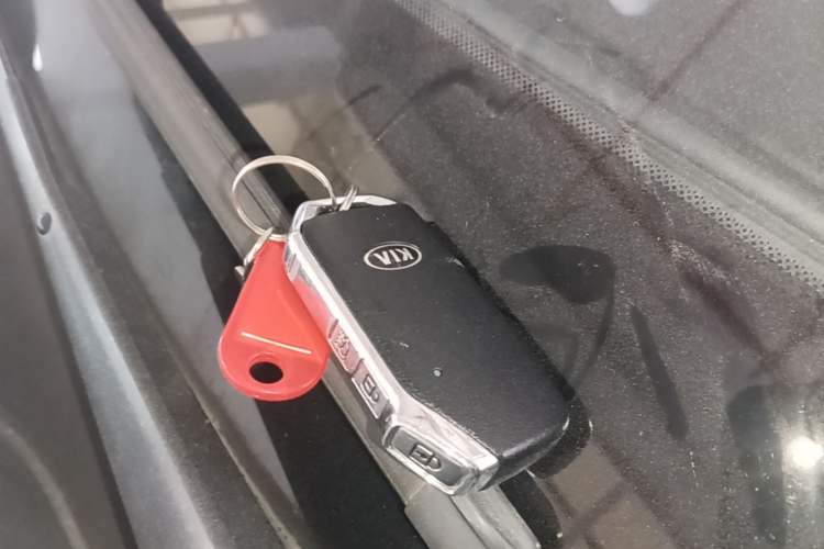 Used Kia Sportage R 2018 2.0L Automatic Smart Luxury Version China V Standard Vehicle Key