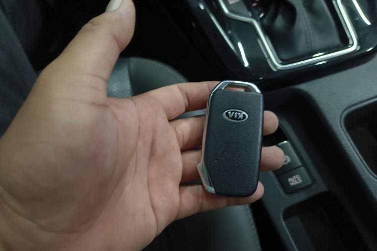 Used Kia Sportage R 2018 2.0L Automatic Smart Luxury Version China V Standard Vehicle Key