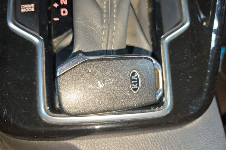 Used Kia Sportage R 2018 2.0L Automatic Smart Luxury Version China V Standard Vehicle Key
