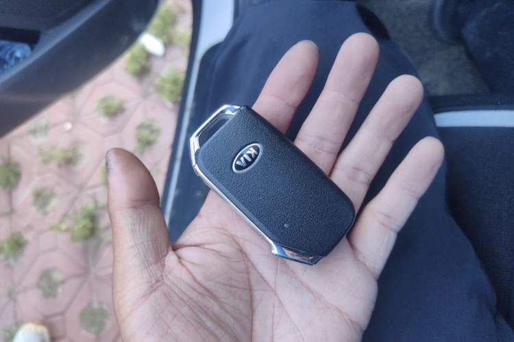 Used Kia Sportage R 2018 2.0L Automatic Smart Luxury Version China V Standard Vehicle Key